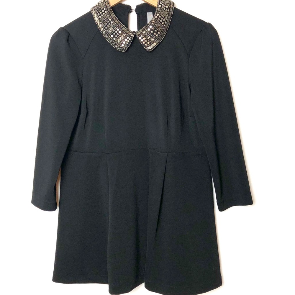 Black peplum tunic top embellished silver collar